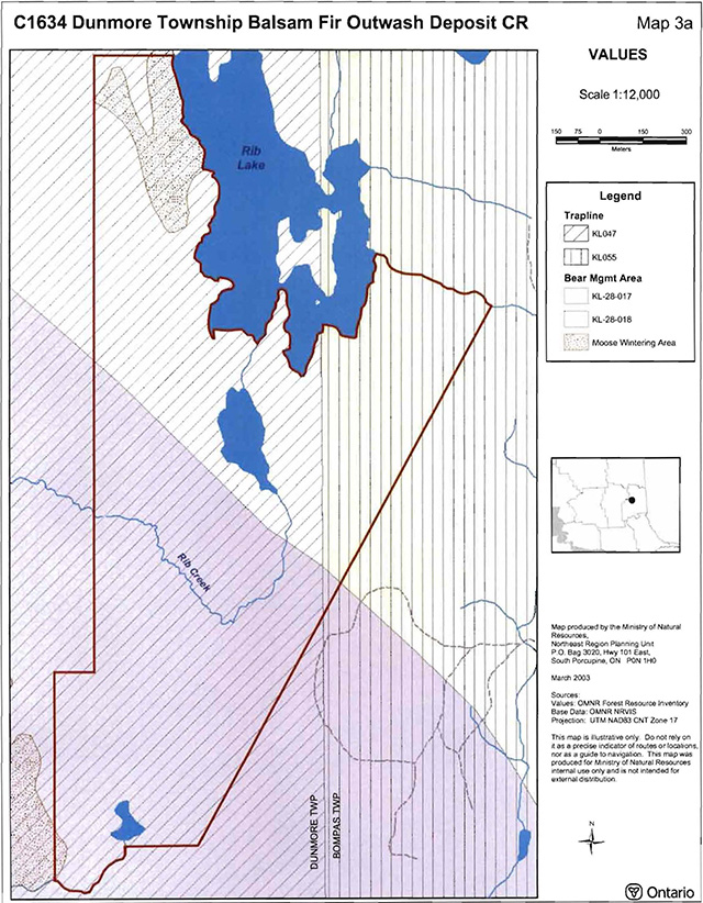 C1634 Dunmore Township Balsam Fir Outwash Deposit conservation reserve values map. Diagonally dashed areas are KL047 traplines, horizontally lined areas are KL055 traplines, white areas are KL-28-017 and KL-28-018 bear management areas and brown dotted areas are moose wintering areas.