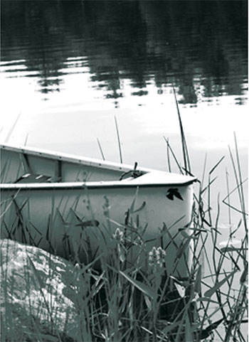 Photo of a canoe.
