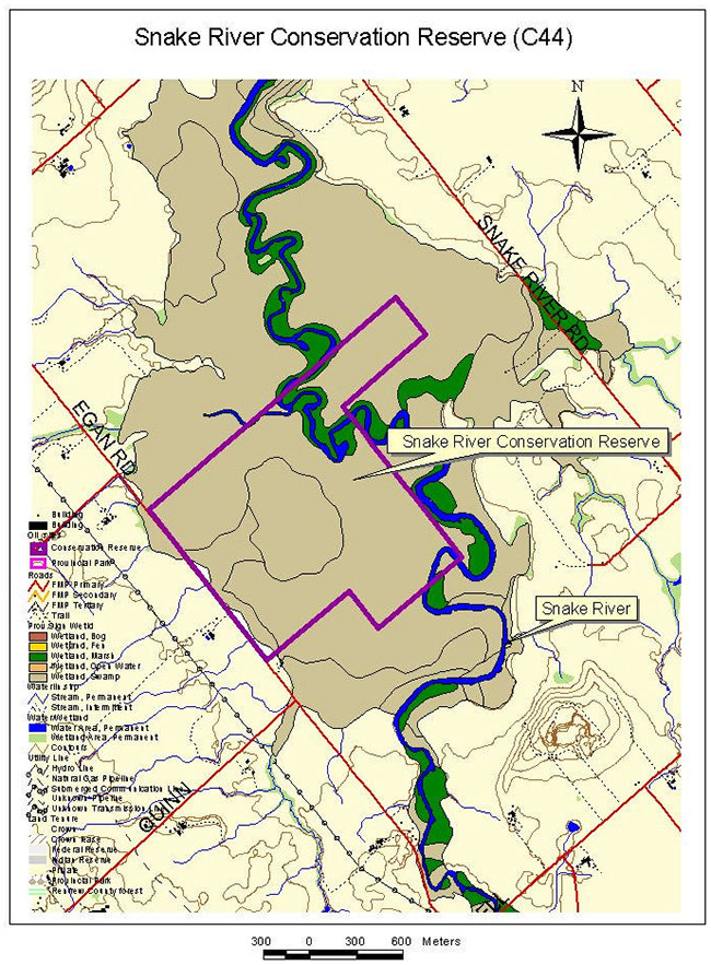 This map provides detailed information about Snake River Marsh Conservation Reserve’s site indicating the location and boundary of the conservation reserve and where Snake River runs. Other site features such as roads and wetland areas are also indicated through colour.
