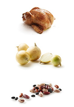 This is a photo of Chicken, Onions and Beans.