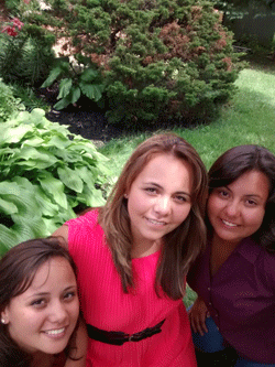 Photo of Candace  Pardo, founder of Candace Piano Magic (left); Natasha Pardo, founder of Natasha Solutions (centre) and Sabrina Pardo, founder of Party Adventures (right).