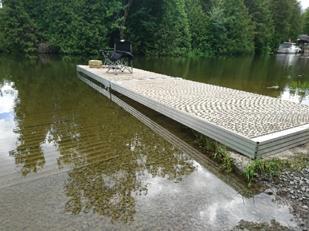 This image shows the mooring dock installed in the water