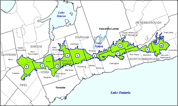 carte de la zone de conservation de la moraine d’Oak Ridges divisée en 10 secteurs par des limites municipales, qui montrent le caractère écologique et hydrologique des secteurs au moyen des cartes ci-dessous.