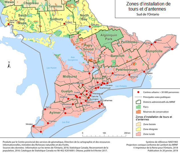 Cette carte représente la zones d’installations de tours et d’antennes au Sud de l’Ontario au Sud des districts administratifs (du ministère des Richesses naturelles et des Forêts) de Sault Ste. Marie, Sudbury et North Bay. La carte illustre la zone rurale, la zone éloignée et une partie de la zone boisée ainsi que les centres urbains (ayant une population urbaine ou suburbaine de plus de 30 000 personnes).
